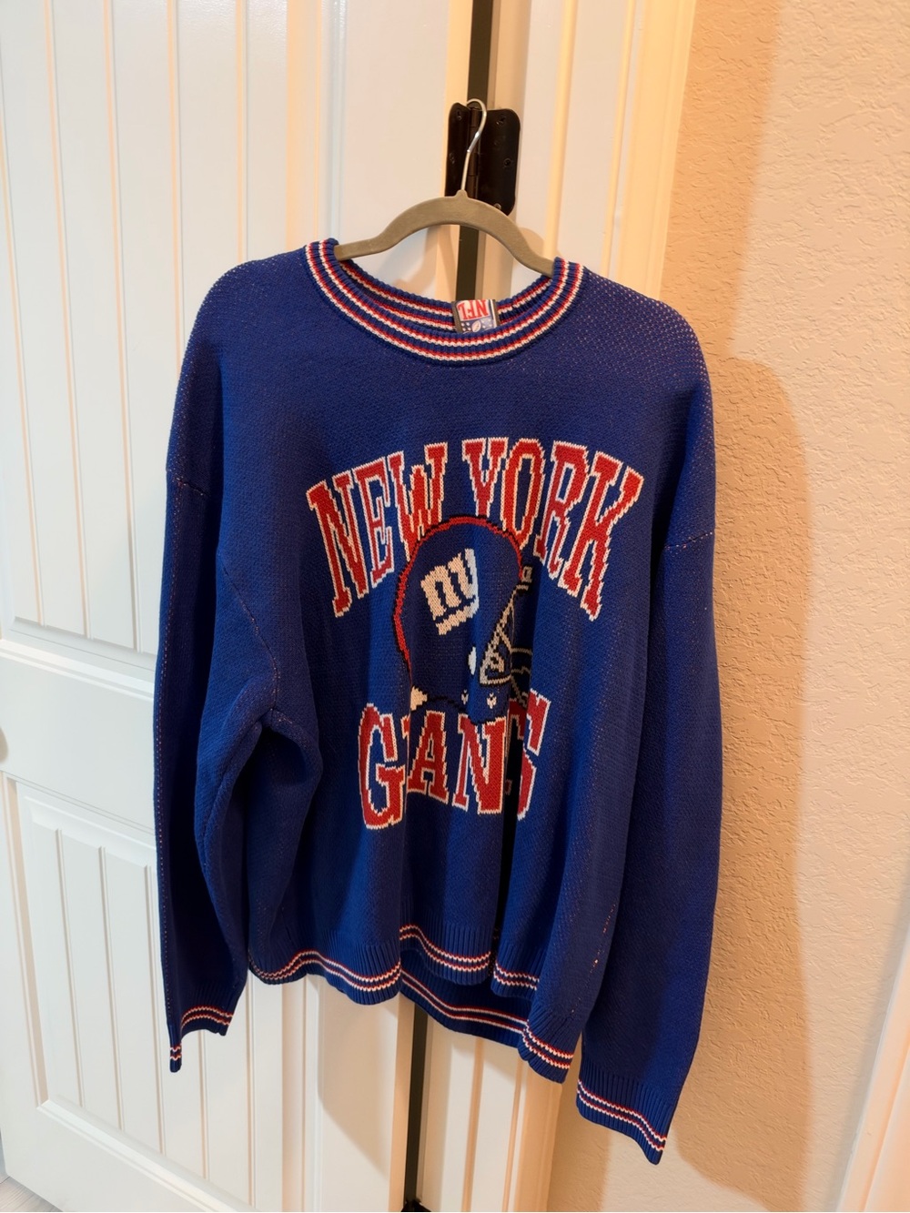 NWT! Abercrombie & Fitch New York Giants Crewneck Sweater UNISEX- OVERSIZED